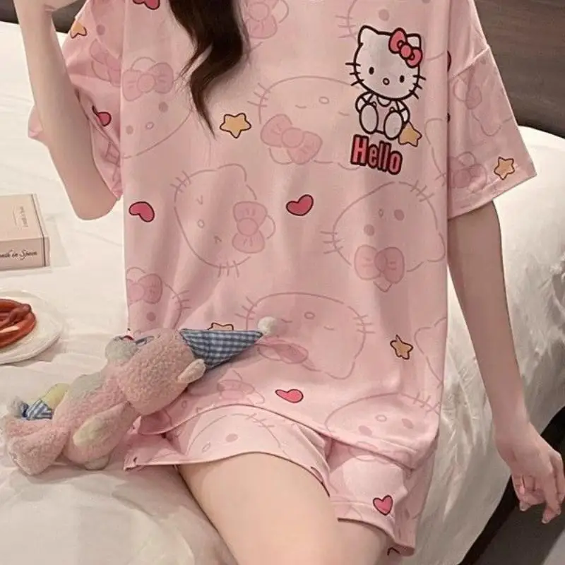 

Пижама Hello Kitty с нагрудником, 2 шт., Sanrio, новый стиль, летние кавайные шорты с короткими рукавами для девочек, верхняя одежда, домашняя одежда