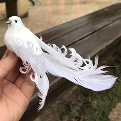 2 stücke Gefälschte Vogel Weiß Tauben Künstliche Schaum Federn Vögel Mit Clip Tauben Dekoration Für Hochzeit Weihnachten Home