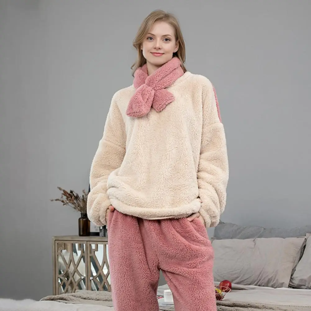

Lounge Pajamas for Her Women Polyester Pajamas Set Cozy Fleece Pajama Sets for Women Soft Loungewear with Scarf Plush for Winter