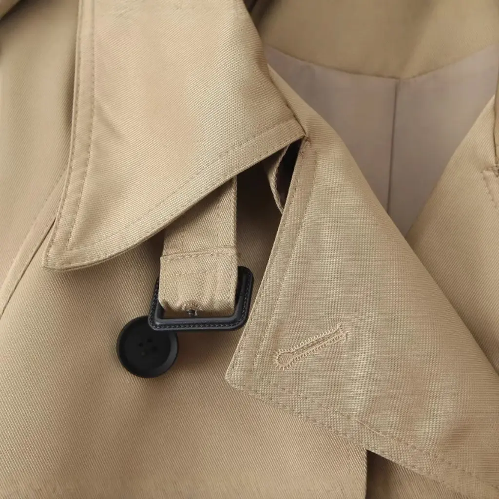 

Women's Retro Double-breasted Windbreaker Winter Jacket Long Sleeve Casual Lapel Loose Fit with Belt European American Style