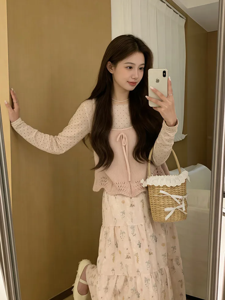 

Sweet Polka Dot Long Sleeve round Neck T-Shirt Set Women's Fashion Spring Outfit High Waist Two-Piece Set Slimming Effect