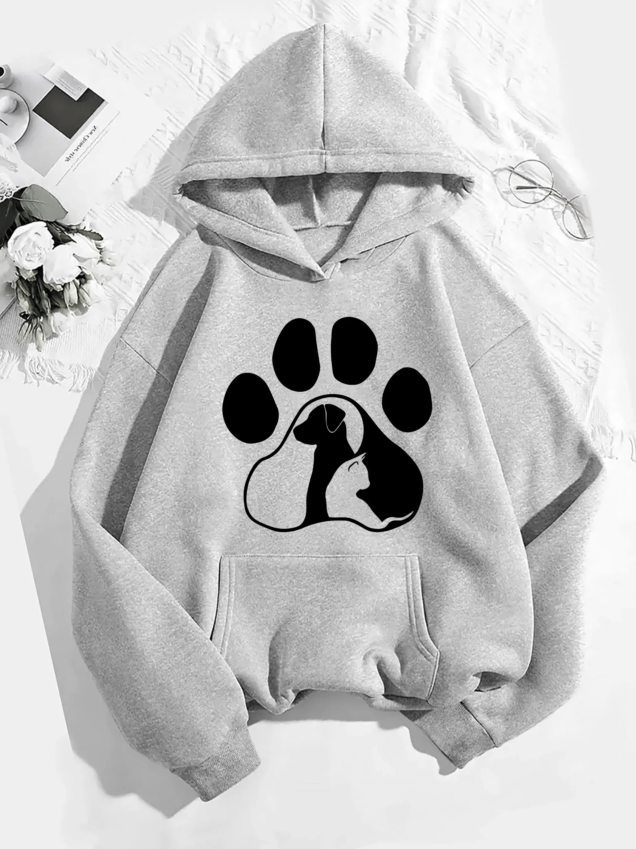

Женская осенне-зимняя толстовка с принтом кошки и собаки, новинка 2025, топ с длинными рукавами, женская повседневная одежда