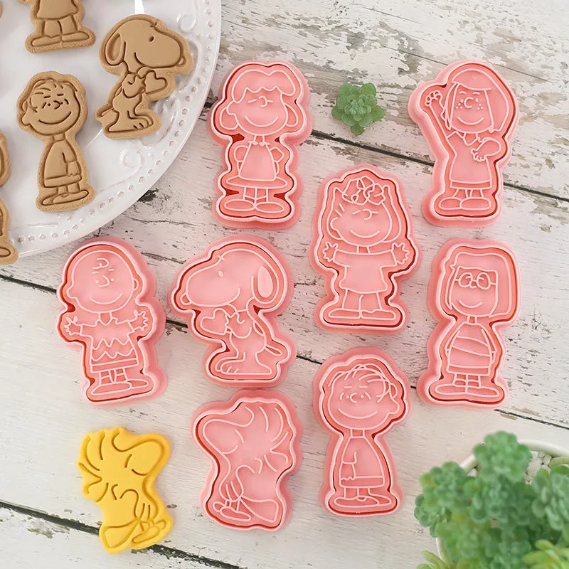 8pcs/set Snoopy Biscuit Mold Custom Cookie Cutter Baking Tools Plastic Press Mold Gifts Press Icing Cookie Flipping Baking Tools