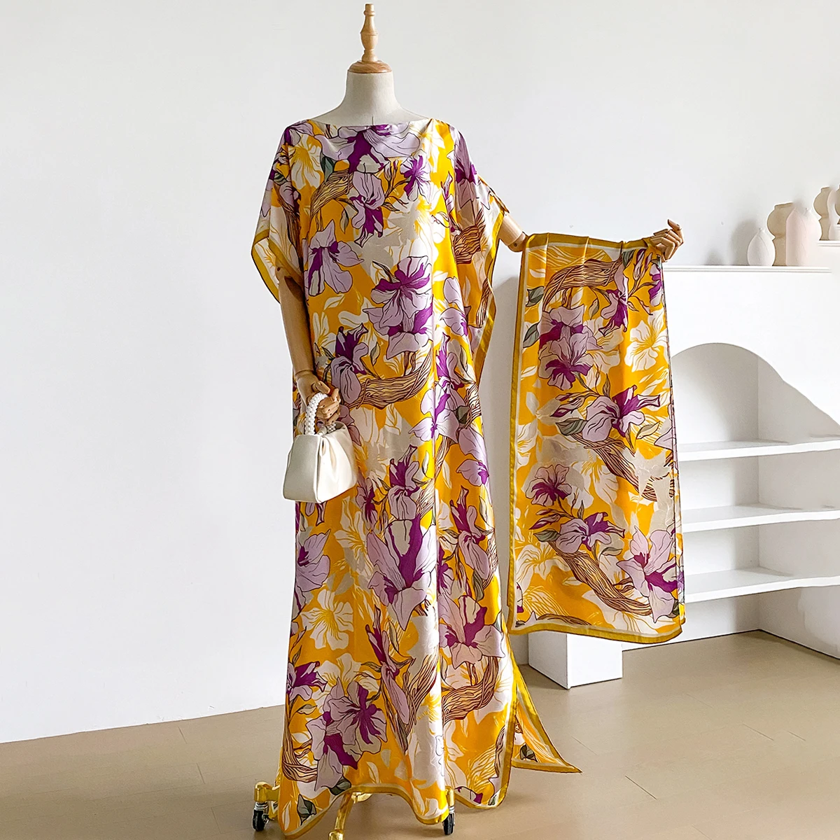 New Dubai Abaya For Women Summer Short Sleeve Cotton Dress Gold Stamping Loose Lady Maxi Islam African Dress With Big Scarf
