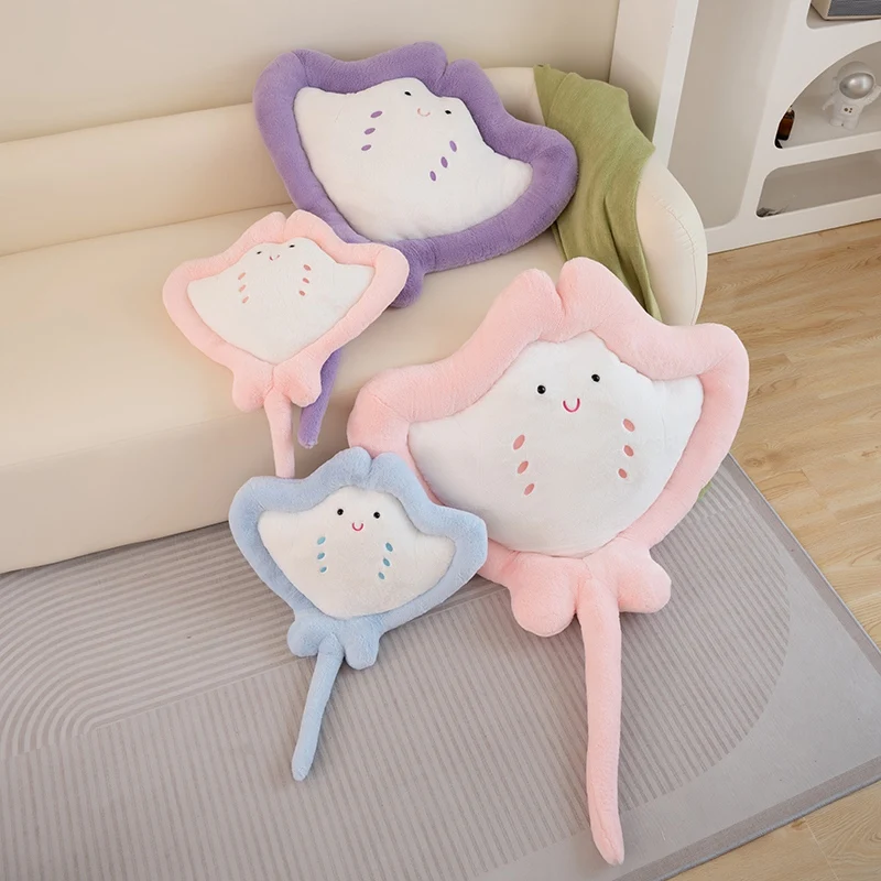 Realistico simpatico cartone animato Manta Ray peluche morbido farcito animali marini di grandi dimensioni pesce volante cuscino placare bambola per i regali dei bambini