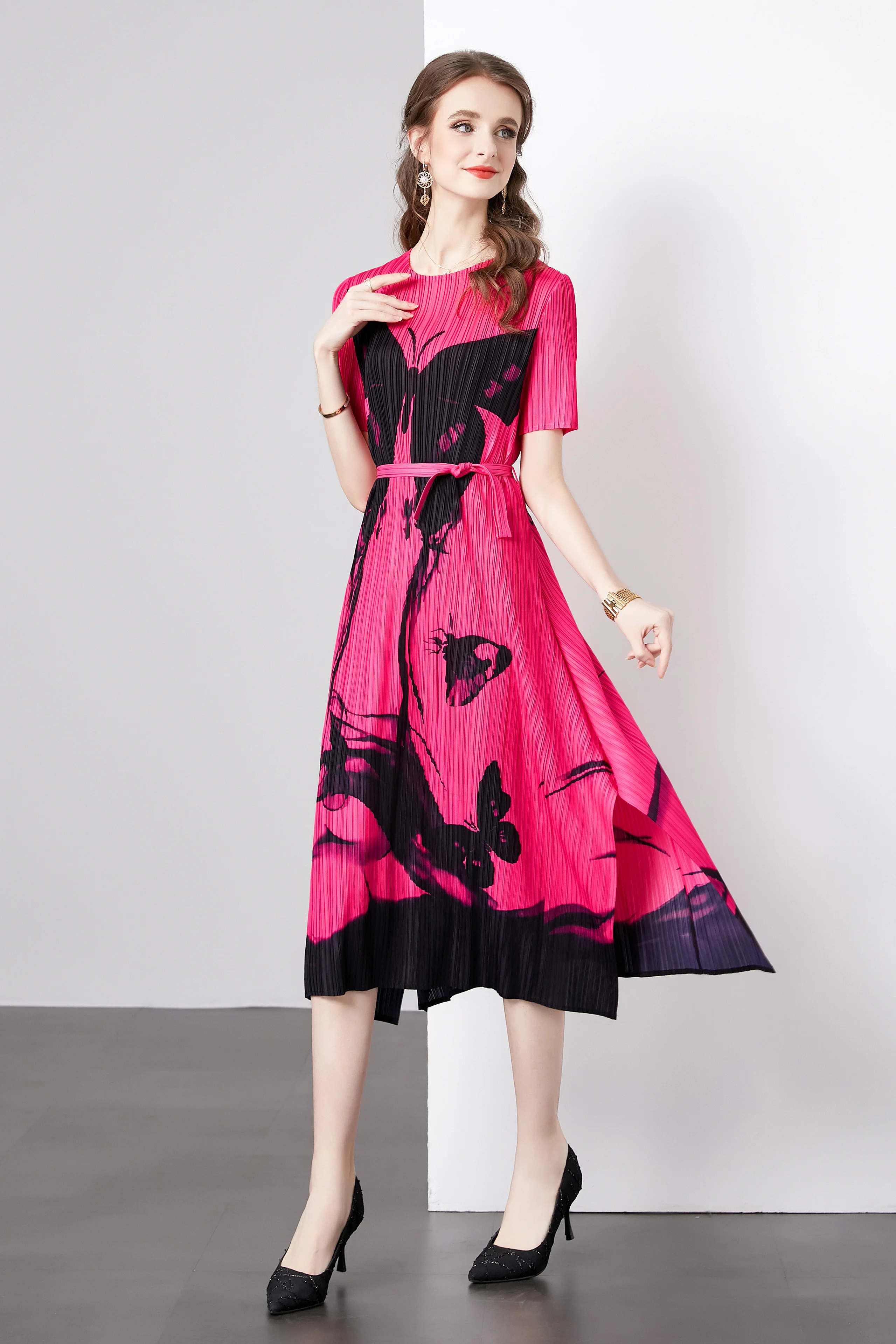 Miyake Pleated Ladies Round Neck Ink Butterfly Shadow Tether Waist Slim Dress Long Skirt Five-point Sleeve Printed A-line Skirt