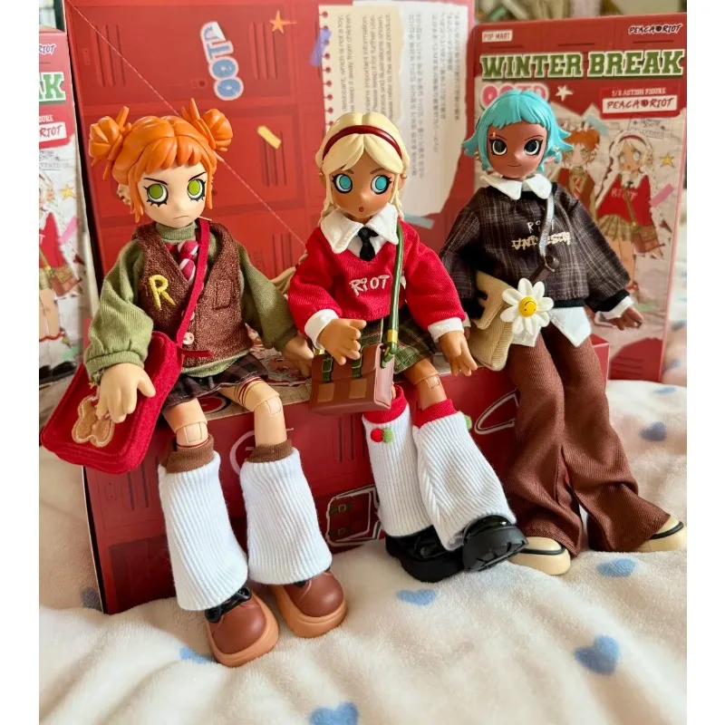 

Фигурка Pop Mart Peach Riot 1/8 Bjd, зимняя перерывная серия Ootd, слепая коробка, милая и искрящаяся оригинальная коллекция подарков