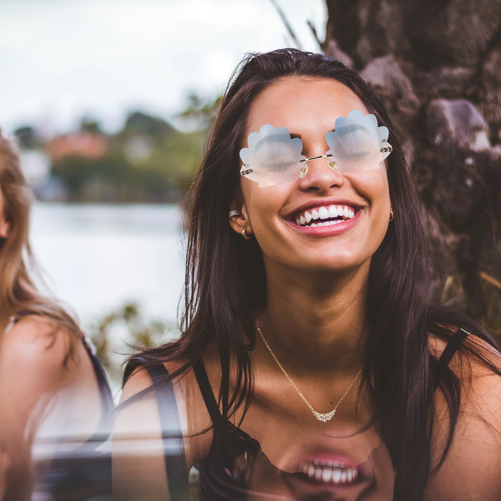 

Seashell Sunglasses Rimless Metal Frame Lightweight Funny Party Glasses for Women Teens Adults Seashell Sunglasses