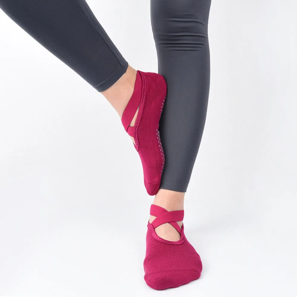 

New Nonslip Yoga Socks Cotton Silicone Grip Ballet Dance Socks Towel Texture With Straps Pilates Grip Socks Women