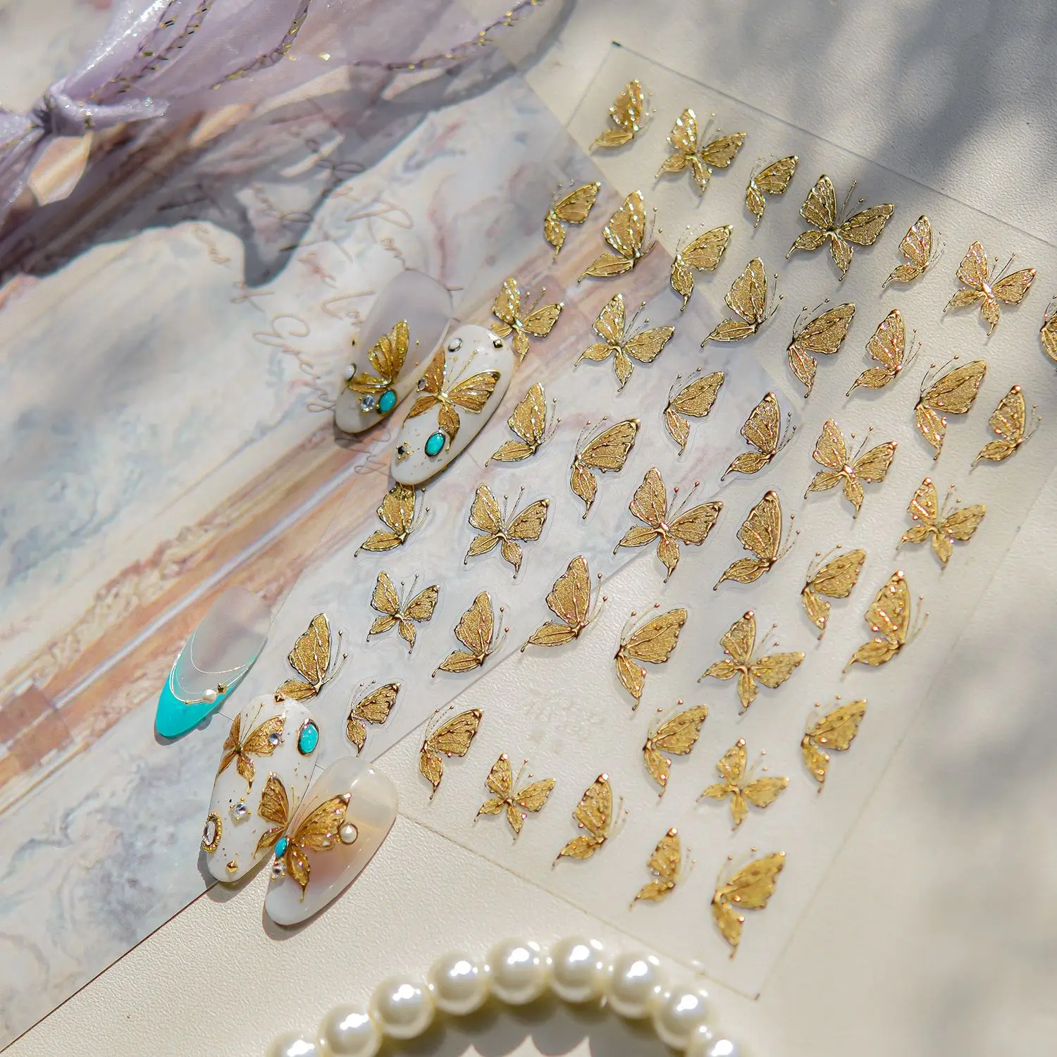 Metal Nail Stickers Exquisite Golden Lily Butterfly Nails Art Accessories Stickers Self Adhesive Luxury Nail Decorations Decals