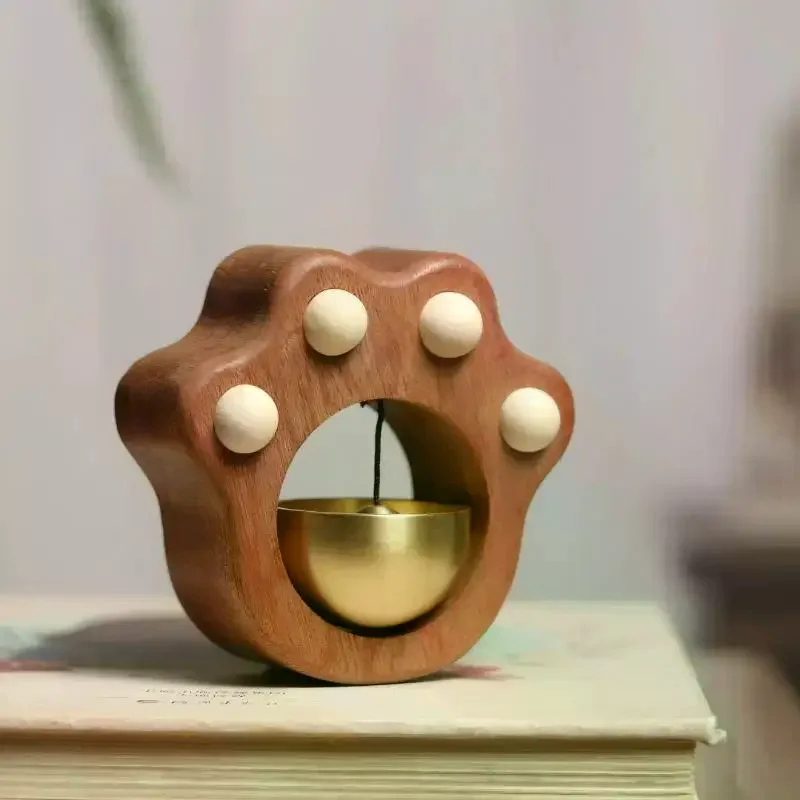 Cat Claw Cartoon Doorbell Door Opening Reminder Wind Chime Japanese Style Solid Wood Magnetic Copper Bell Home Decorationation