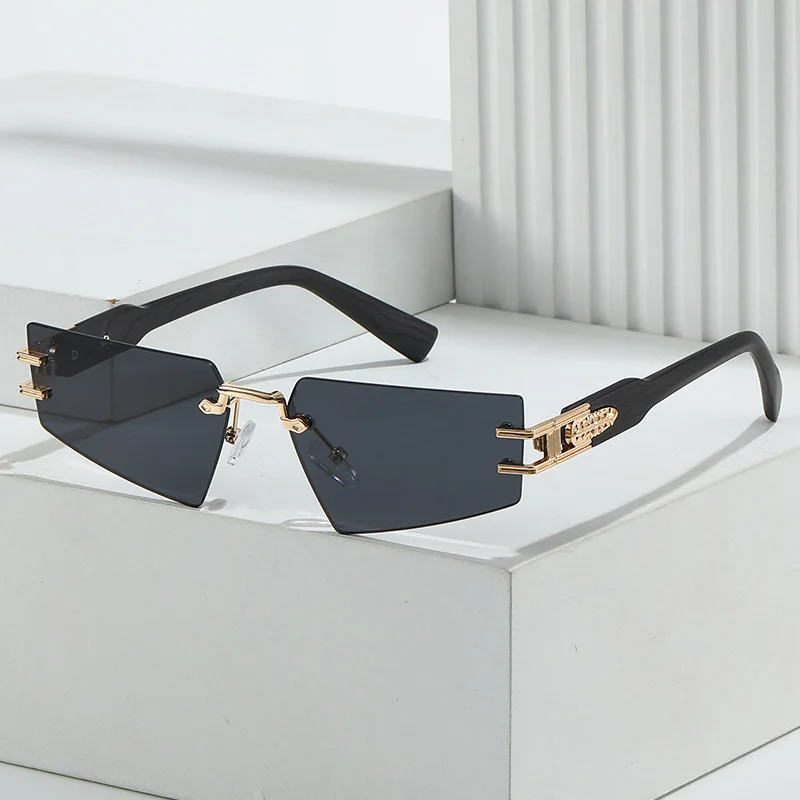 

Vintage Brand Designer Triangle Cat Eye Sunglasses Women Fashion Gradient Rimelss Glasses For Men Retro Shades Oculos UV400