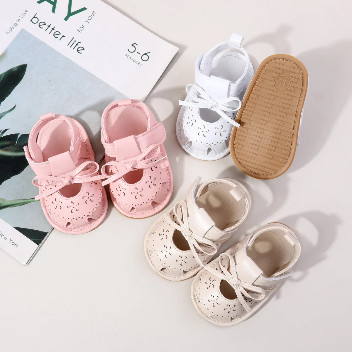Baby Girl's First Walking Toddler Shoes For 0-18 Months Beautiful Design With Small Hollowed-out Flowers Summer Sandals