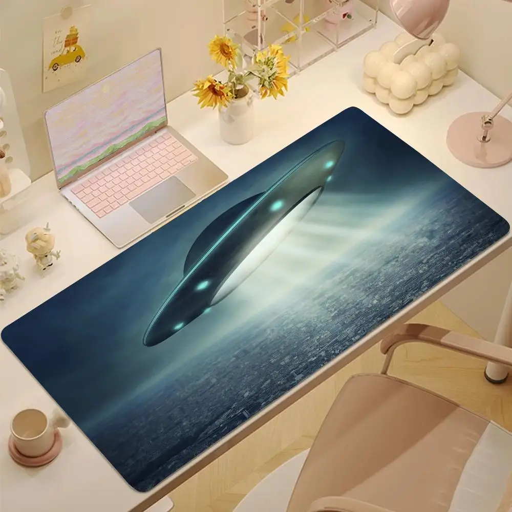 

UFO Mouse Pad Tablet mouse Pad Laptop xl desktop mouse pad, cute HD Rainbow Gaming keyboard pad, csgo Player, 90x40