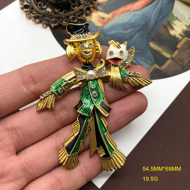Shmik Vintage Women Men Middle Design Scarecrow Enamel Brooches Pins Retro Baroque Palace Unisex Clothing Coat Badges Buckle