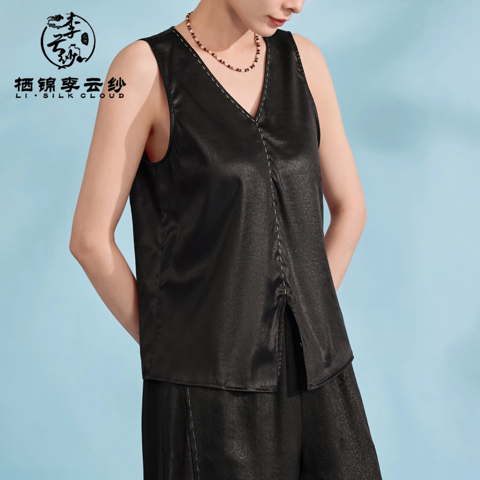 LI SILK CLOUD Xiangyunsha キャミソール トップ - ピュアブラックのドレープ感のあるマルベリーシルクベスト、インナー/アウター用の伝統工芸品