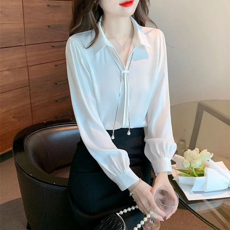 Office Lady Light Colour Unique Temperament Turn Down Collar Blouse Thin Metal Chain Decoration Lantern Sleeve Female Chiffon