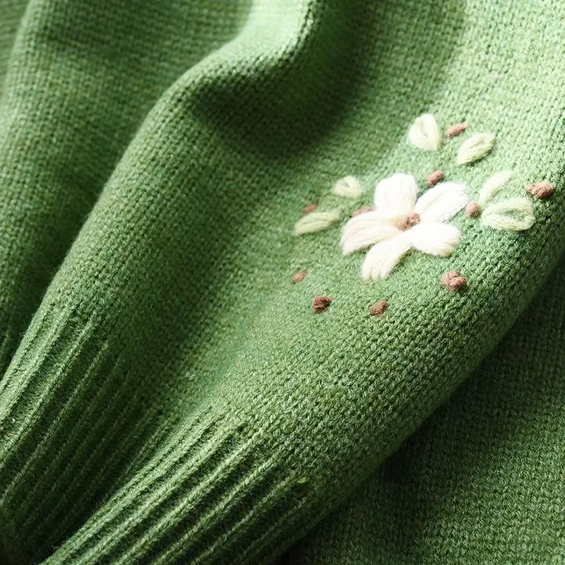 Heavy Industry Flower Embroidered Round Neck Sweater Women Autumn winter New Lazy Style Loose Long Sleeved Knitted Pullover Top