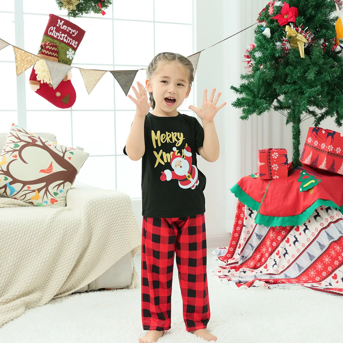 2024 New Short Sleeve T-Shirt+Long Pants Christmas Pajamas Set Adults Kids Matching Outfits Merry Xmas Print Costume Family Look