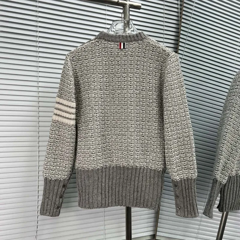 Sweter z czterema paskami na jesień i zimę, unisex, wysokiej jakości sweter z dzianiny z długim rękawem i okrągłym dekoltem, swobodny, wszechstronny sweter