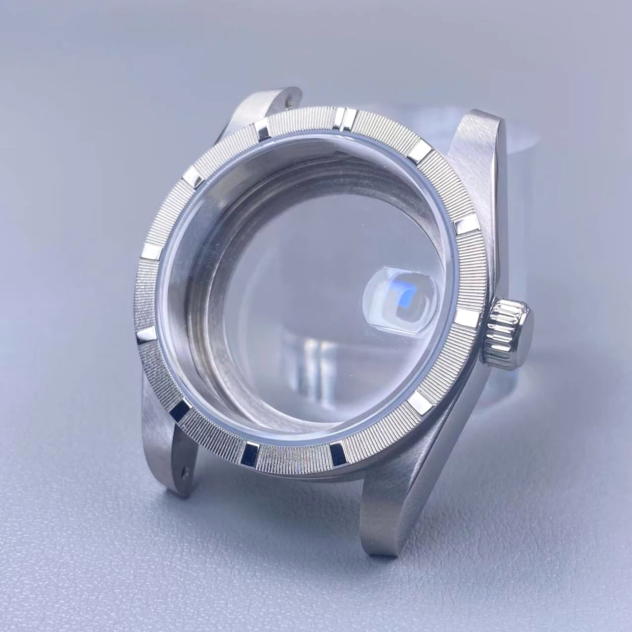 Neu eingetroffenes NH35-Gehäuse, 36 mm Motor, gedrehter Lünette, Saphirglas für AK-Modifikationsteile, NH35/NH36-Uhrwerke, Uhrenteile – Detail 10