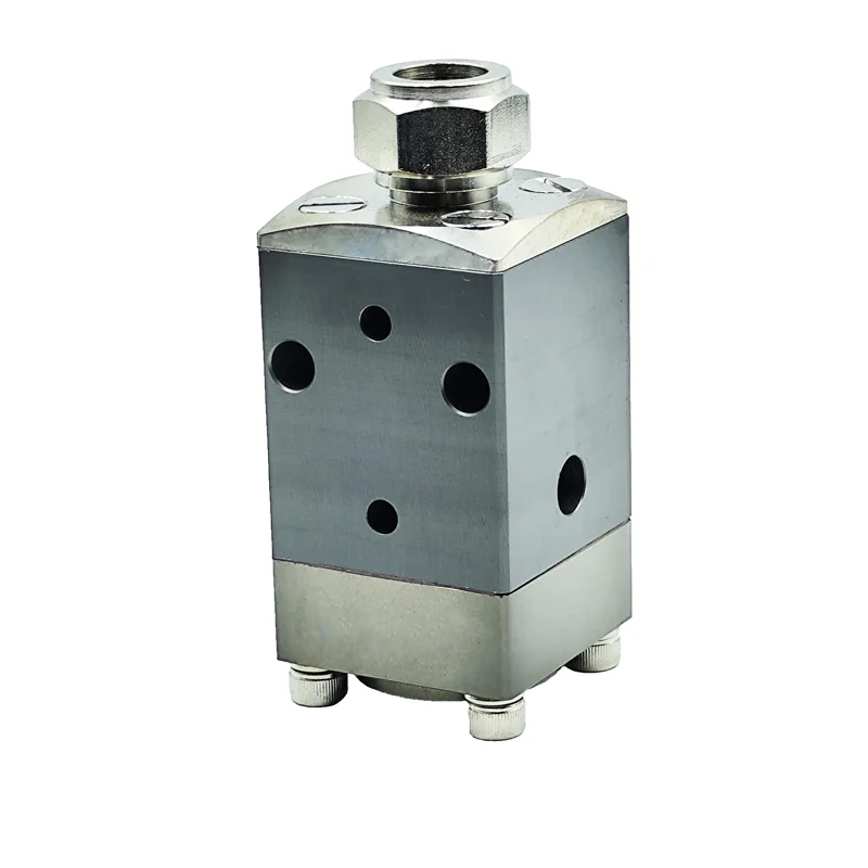 

Electric Double Hole Hot Melt Glue Machine with Side Dispensing Nozzle Hardware Product in Carton Packaging