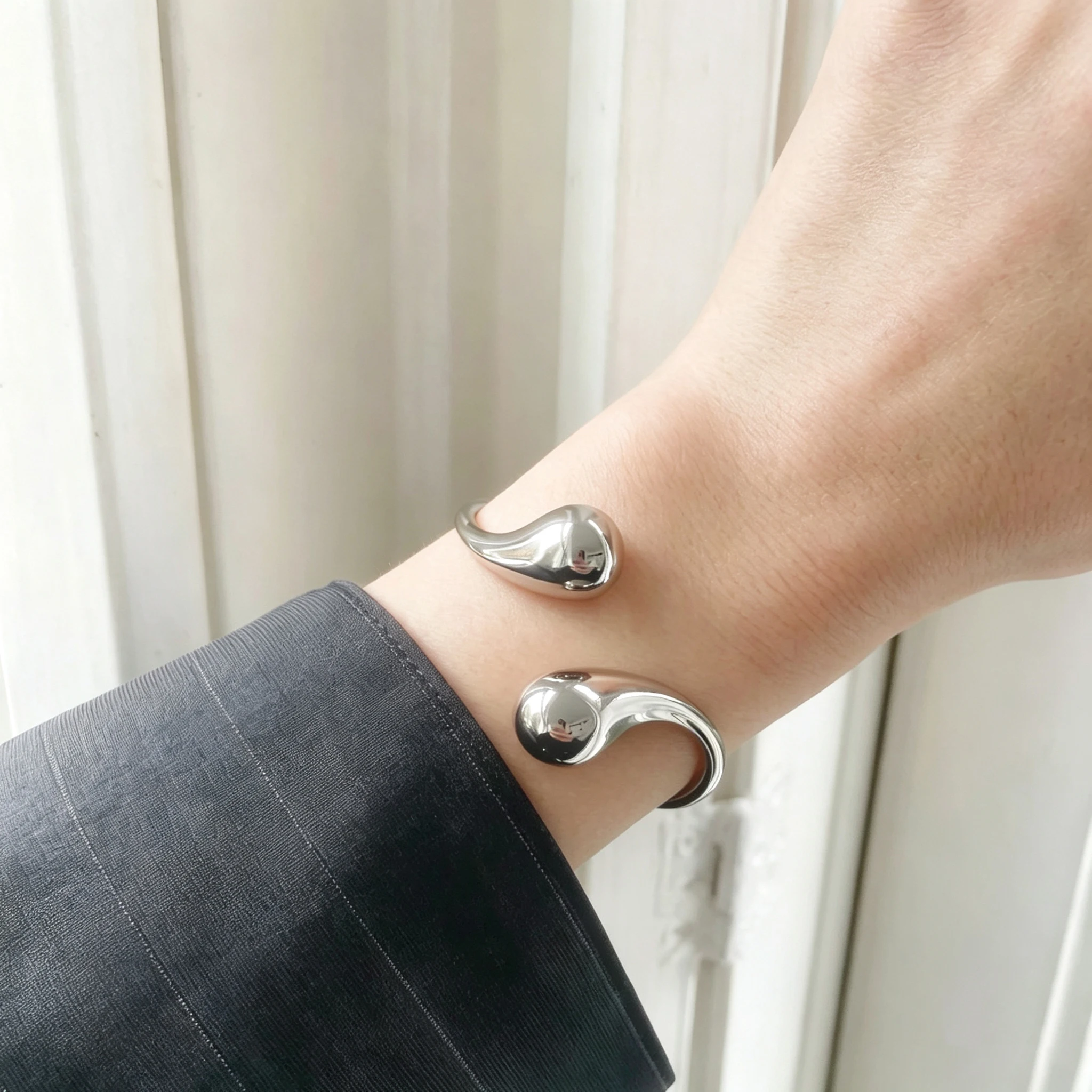 Europe American Designers Brand Water Droplet Gold Silver Adjustable Luxury Bracelet Women Fashion Jewelry Trend