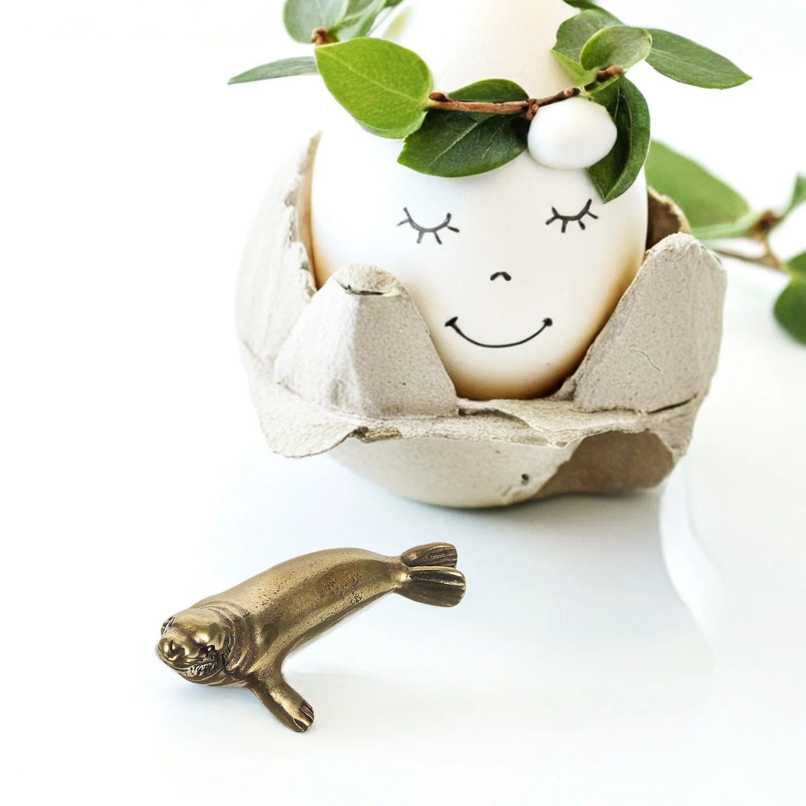 

Tiny Brass Seal Statue Vintage Mini Animal Sculpture for Desktop Nightstand Decor Small Space Elegance Ocean Theme Ornament
