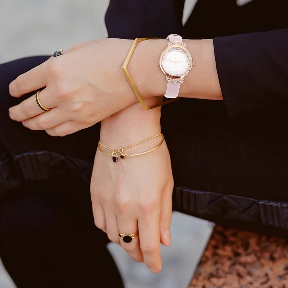 

1pc Strap Watch For Women Rhinestone-Bordered Round Wristwatch Lightweight Quartz Business Girls Students Gift