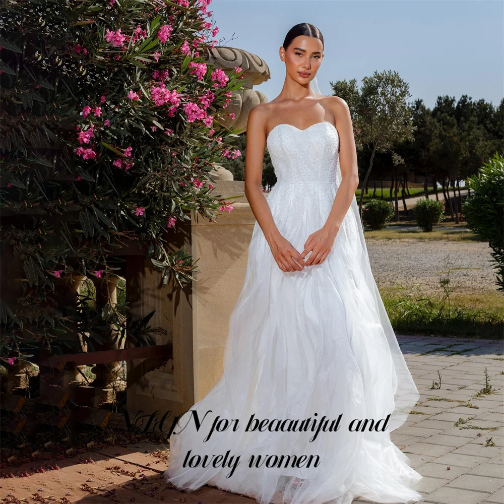 NFYN White Evening Dress Sweetheart Sleeveless Prom Dress Beading On Chest Party Dress A Line Gala Dress for Women Customized