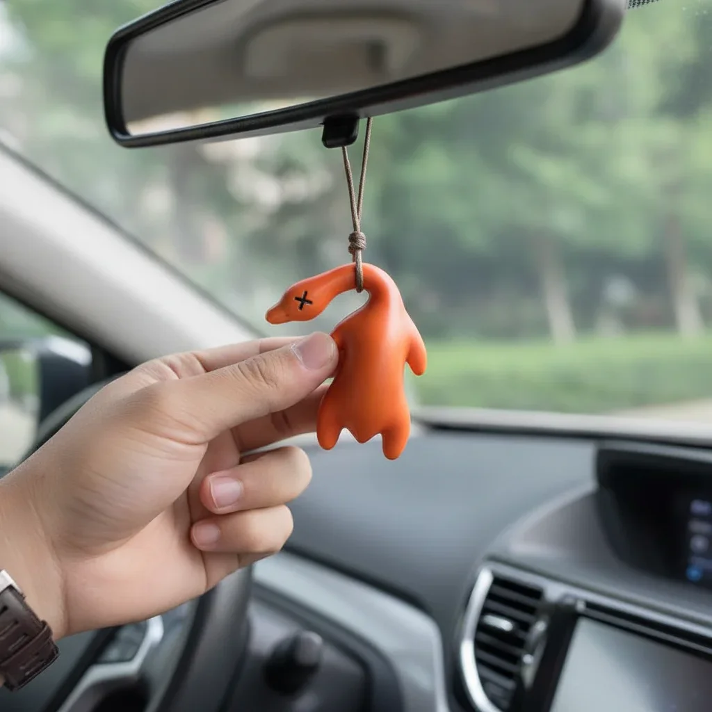 Roasted Duck for the Sun - Car Color Changing Roast Duck Pendant UV Color Changing Car Pendant Keychain Backpack Pendant parts