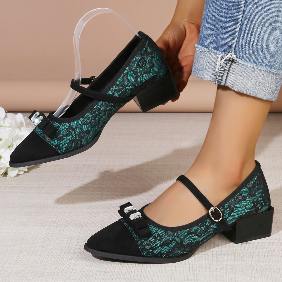 Elegantes zapatos de tacón con - Pump Heel Block reseña y precio