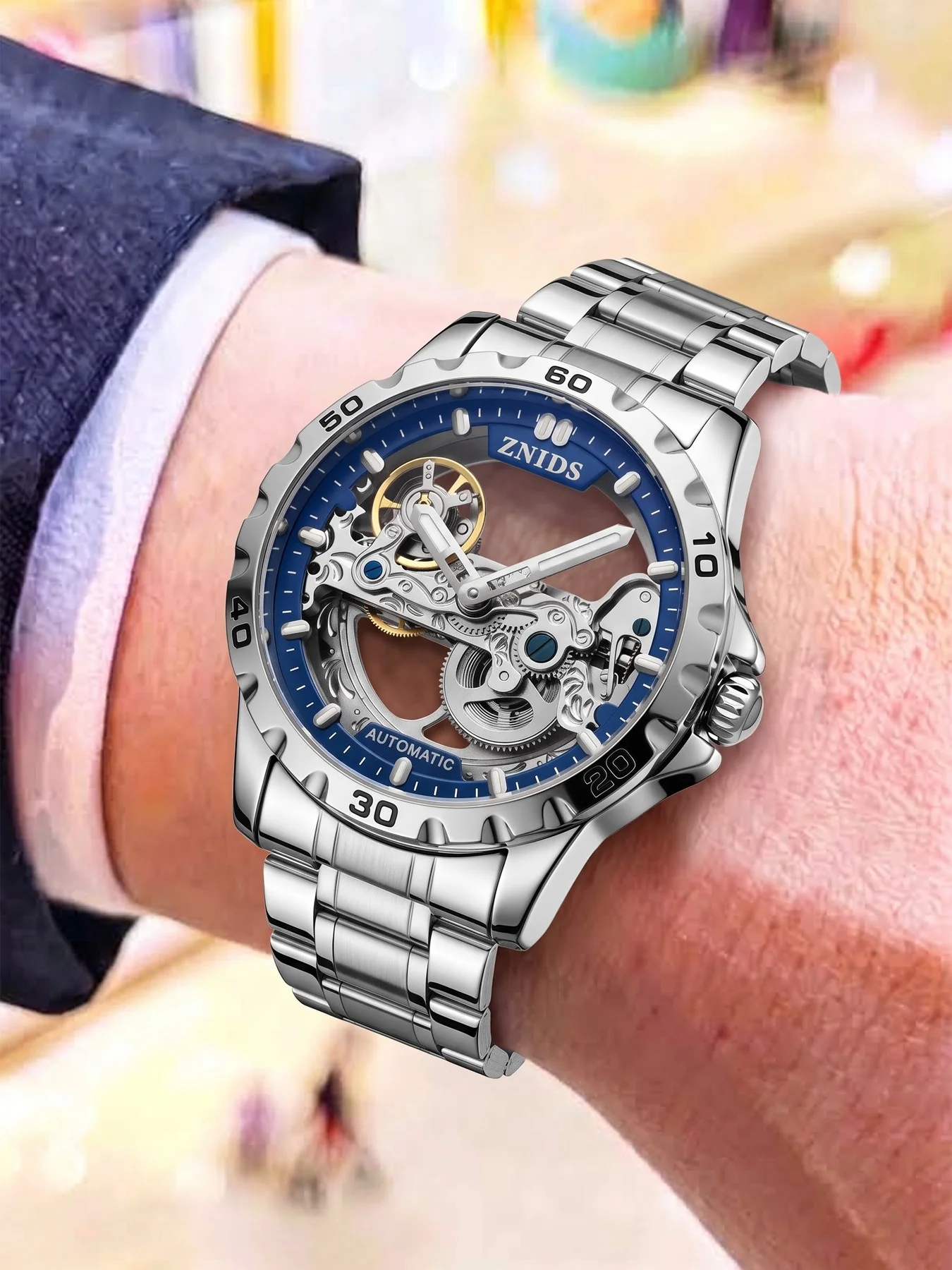 orologio-meccanico-da-uomo-stile-sportivo-completamente-automatico-con-movimento-a-vista-cinturino-in-acciaio-inossidabile-quadrante-a-vista-lancette-e-indici-luminescenti-impermeabile-a-carica-automatica-elegante-adatto-sia-per-un-look-casual-che-per-un-contesto-lavorativo-un-regalo-perfetto-per-uomo-un-orologio-da-polso-meccanico-di-tendenza