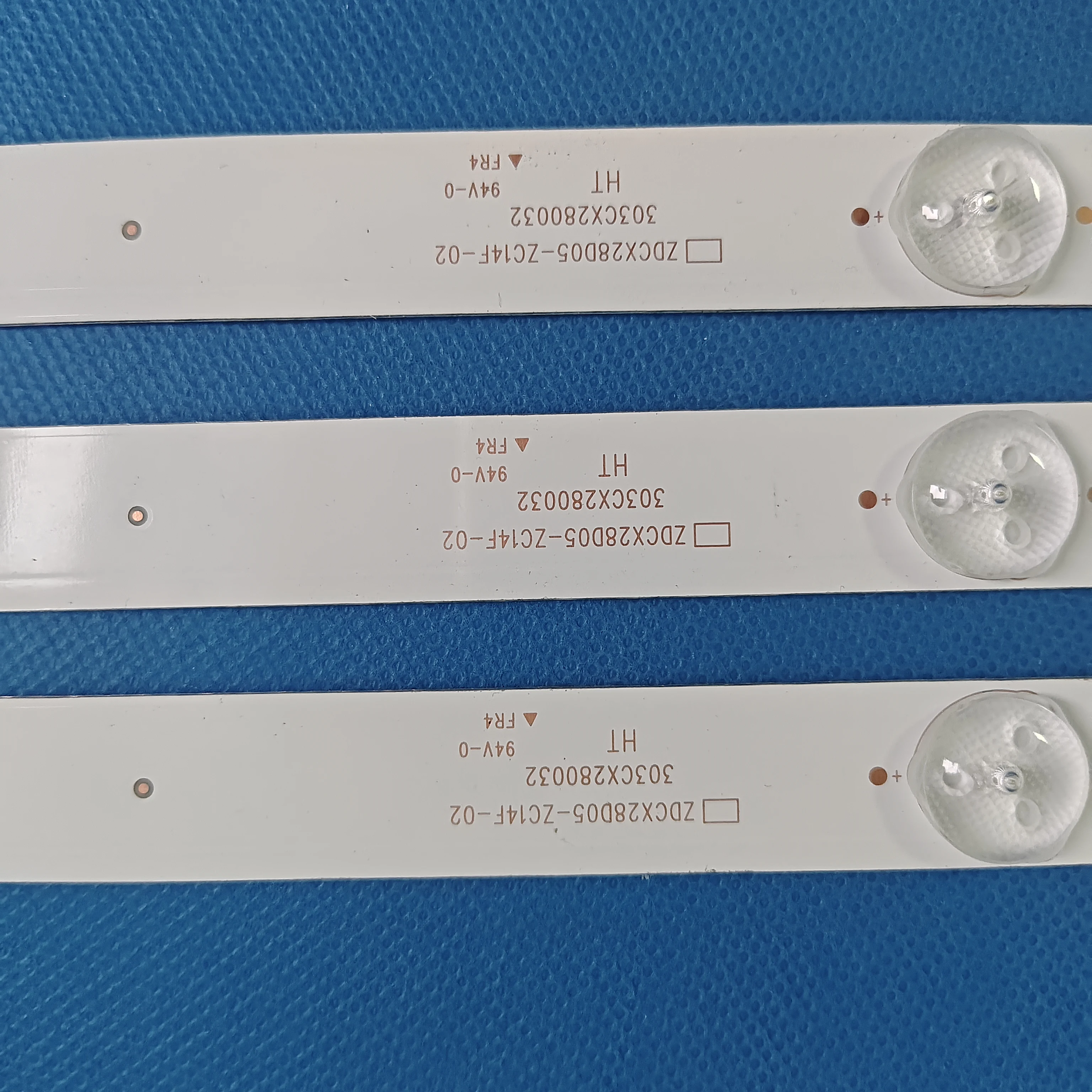 LED Backlight Strip for 28DM2000 28DM3500 LE-2822 VORTEX LEDV