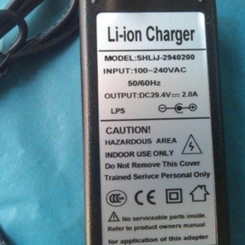 

Литий-ионный аккумулятор 7s4p 24В 40Ач 29.4В со встроенной BMS для моноколеса, самоката, инвалидной коляски, мотора + зарядное устройство 2А