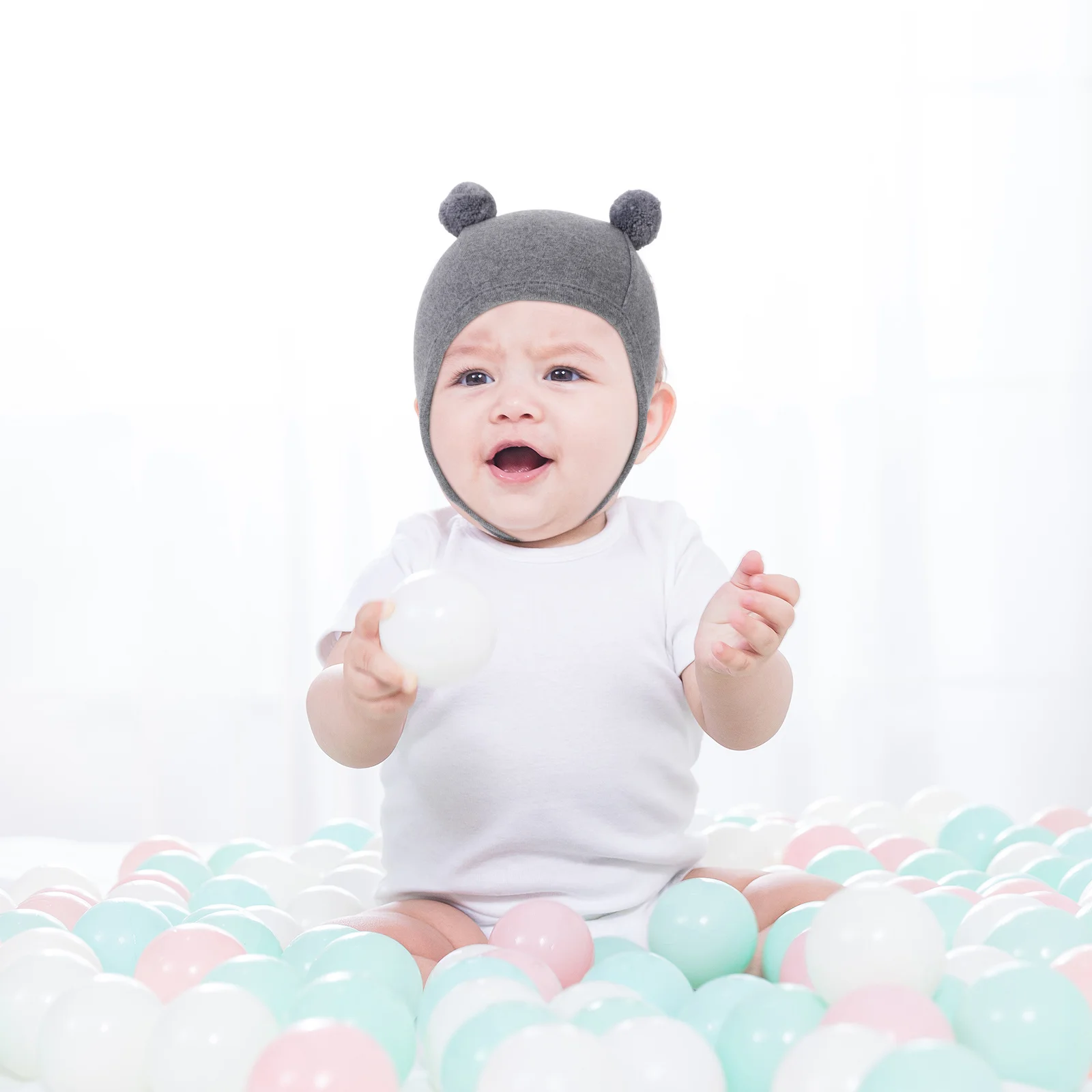 2Pcs Adorable Baby Hats Cotton Newborn Caps Adjustable Straps Warm Winter Headwear Newborn Hats Baby Cap Infant Cap