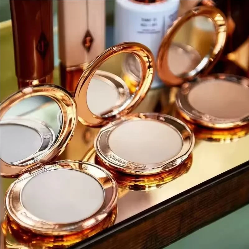 ファッションナチュラルマットフェイスプレスドセッティングパウダーファンデーションコンパクトコンシーラー新リップスティックディメンショナルベースメイクアップ化粧品