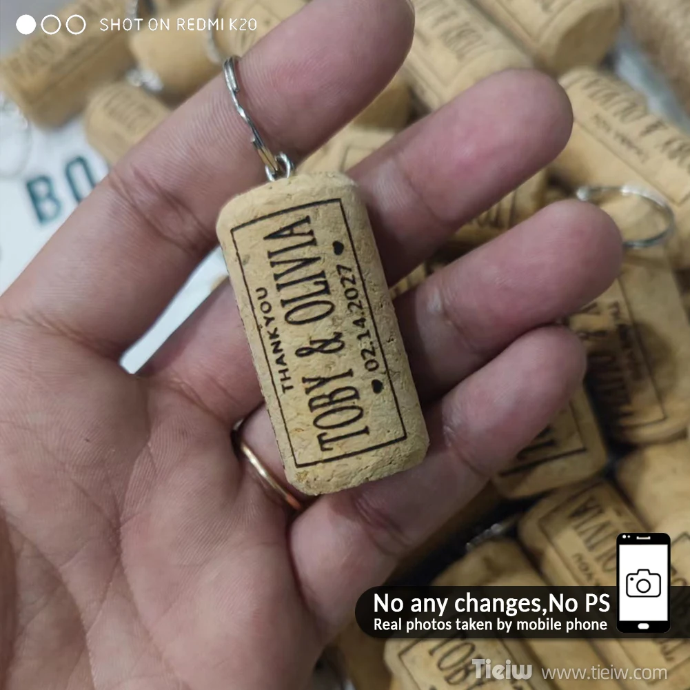 Chaveiro de cortiça de vinho personalizado, presente artesanal para entusiasta de vinho, porta-chaves personalizado, lembrança de casamento,