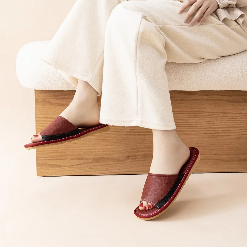 

Summer Couple's Genuine Leather Slippers – Top-Grain Cowhide, Non-Slip Soft Sole, Indoor Home Sandals for Women & Men