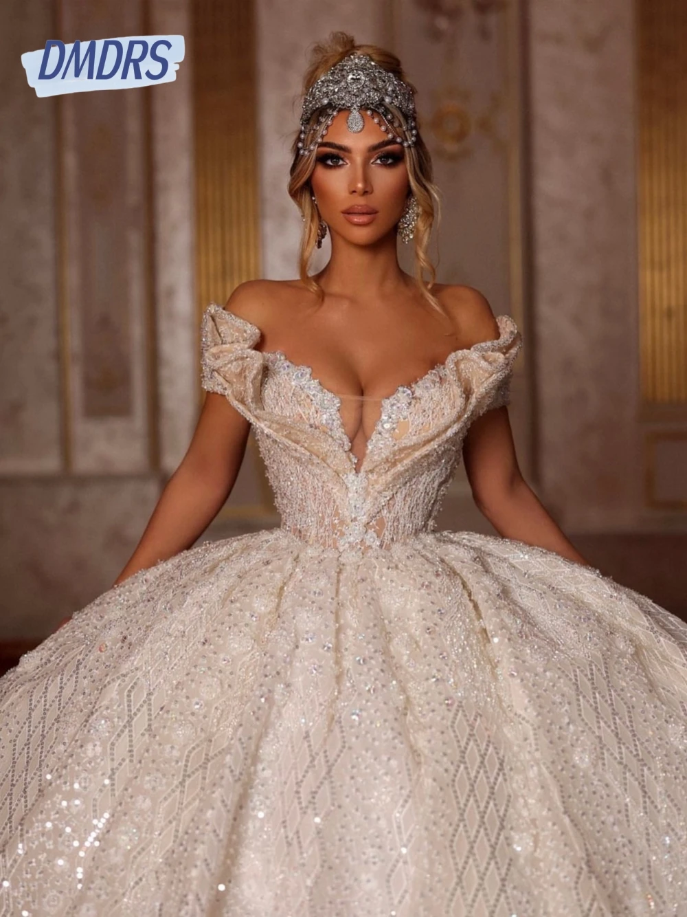 

Sparkly V Neck Princess Wedding Dress Vogue Lace Off the Shoulder Bridal Gown Customized Stunning Ball Pearls Bride Women Wear