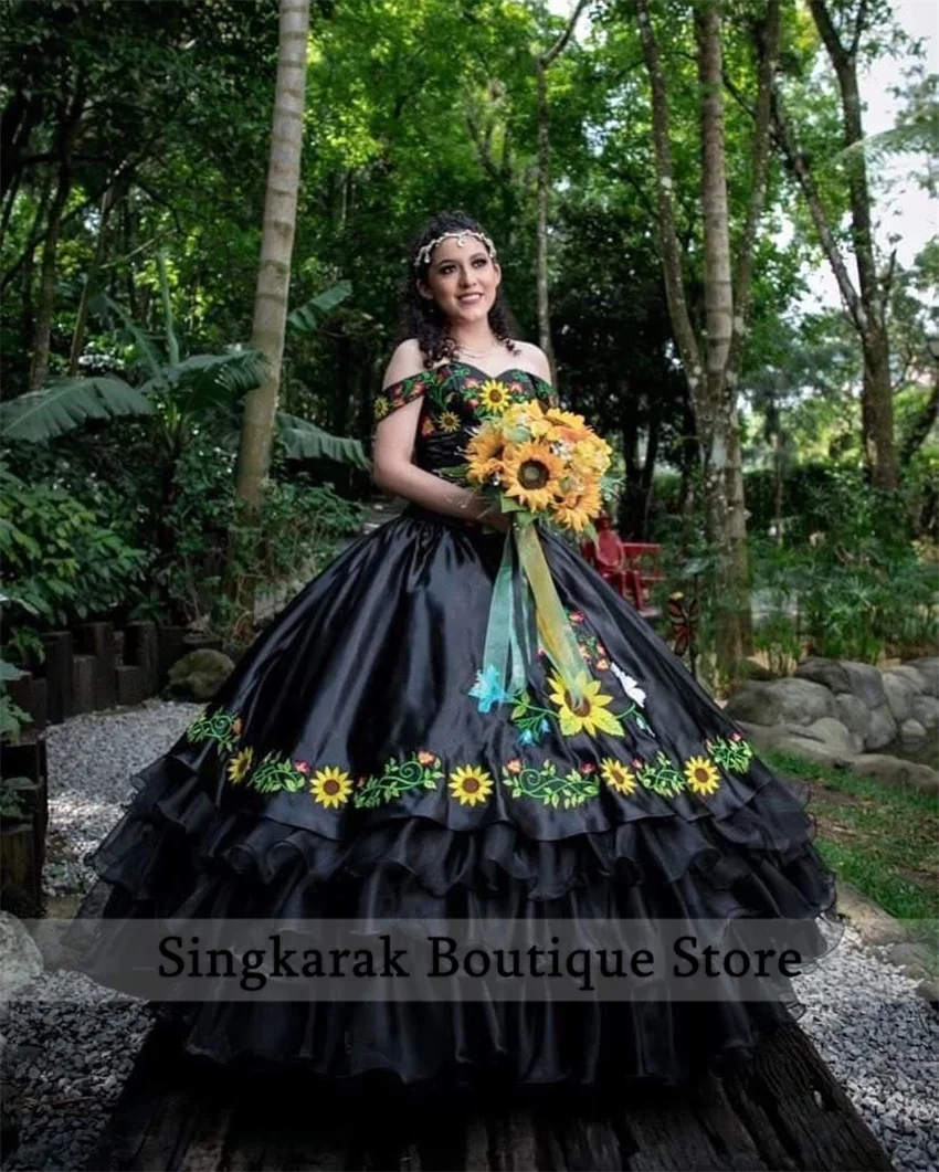 Mewah hitam Vestidos De 15 quincea20era bordir applique berjenjang gaun Quinceanera manis 16 gaun gaun bola