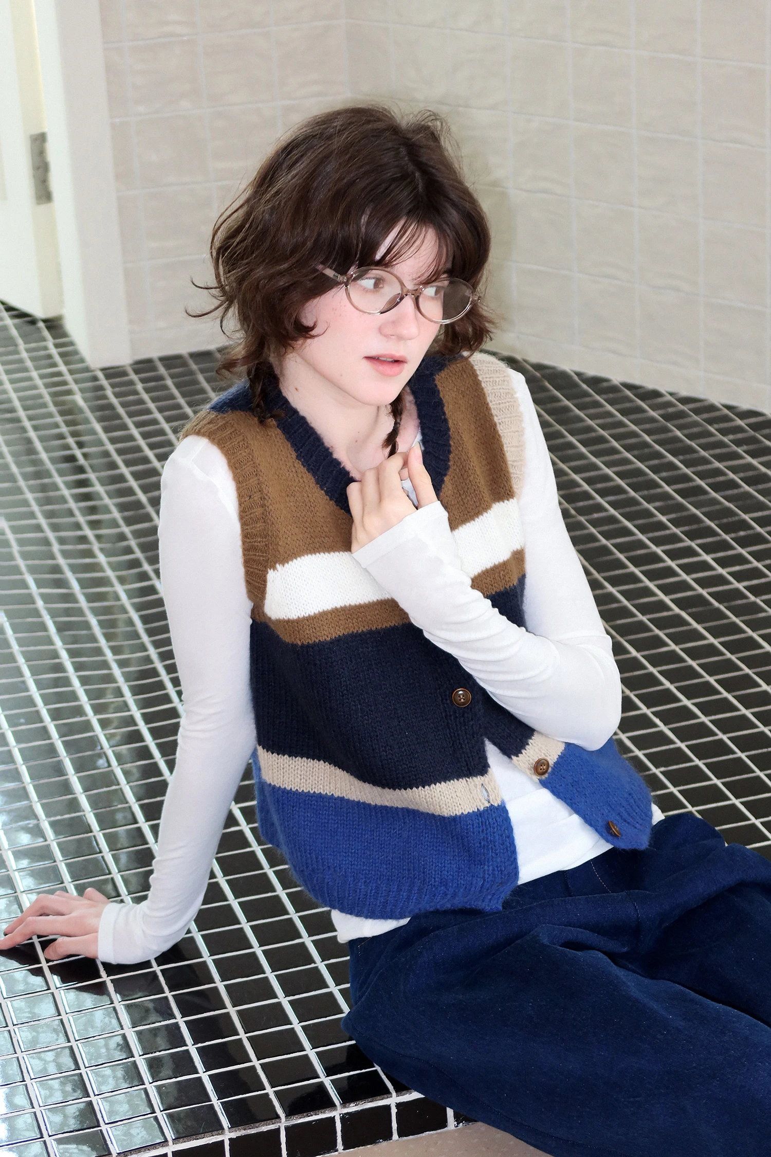 

2025 Women'S Autumn And Winter Mohair Wool Contrasting Splicing Sweater Knitted Sweater Striped Vest