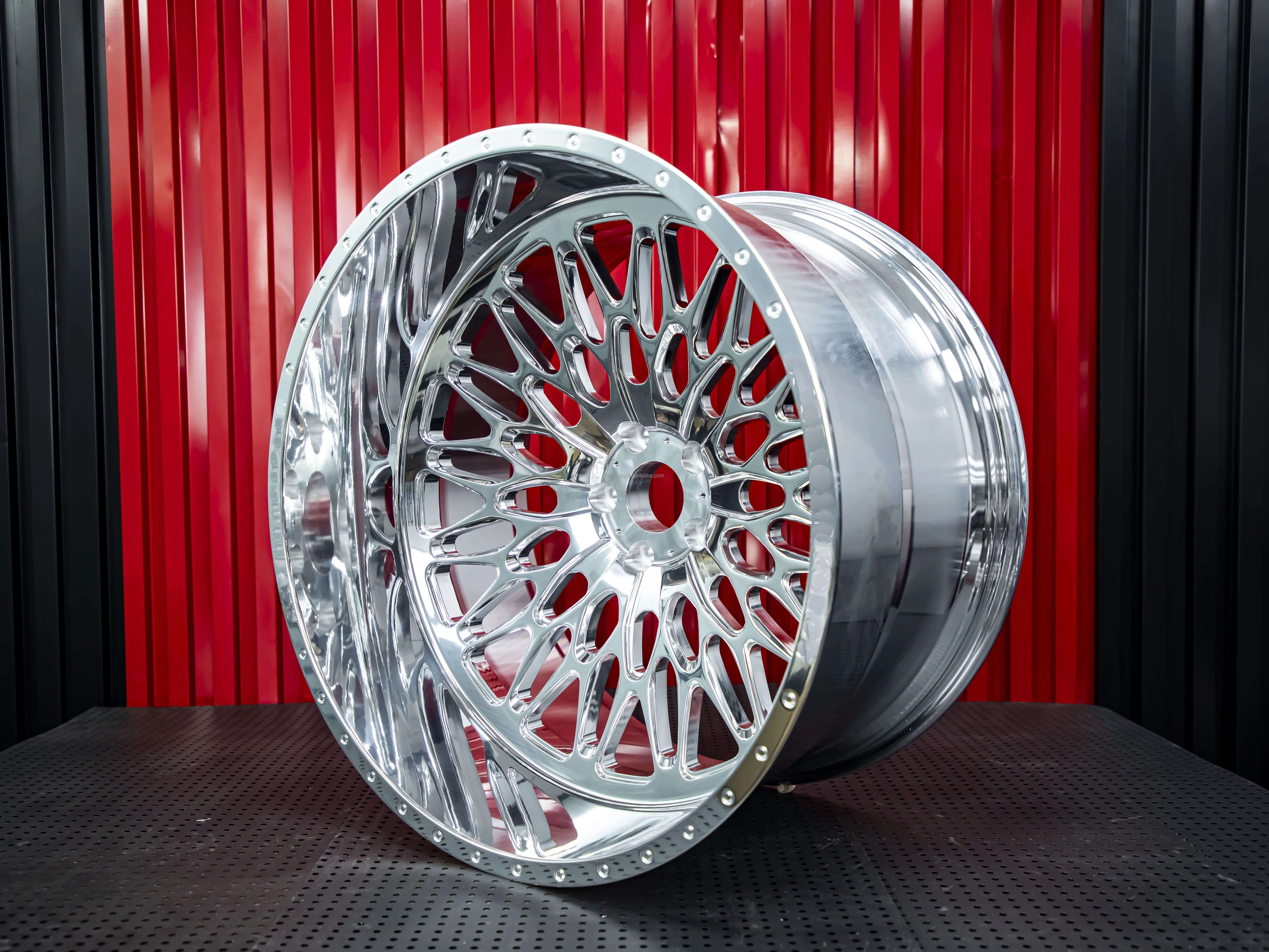 New High Strength Deep Concave Mesh Design Passenger Car Rims Customized All Polished Forged Wheel for SUV/pickup