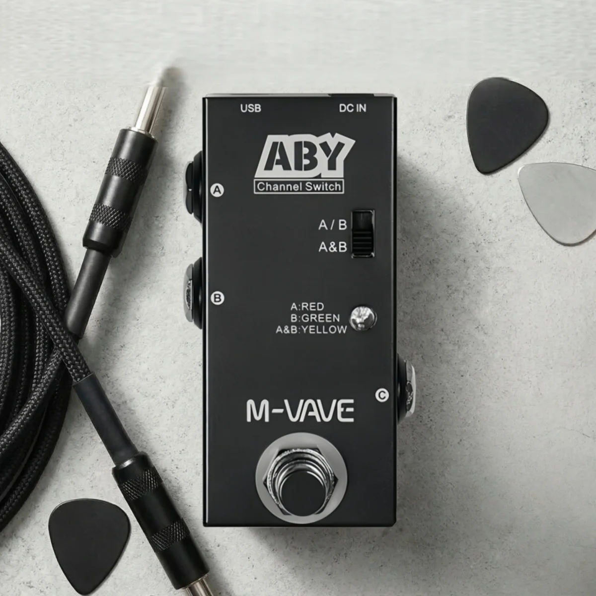 

M-VAVE ABY Box Mini: Педаль эффектов для гитары с True Bypass и переключателем каналов ABY для двух усилителей, аксессуар для бас-гитары, инструмент для сцены