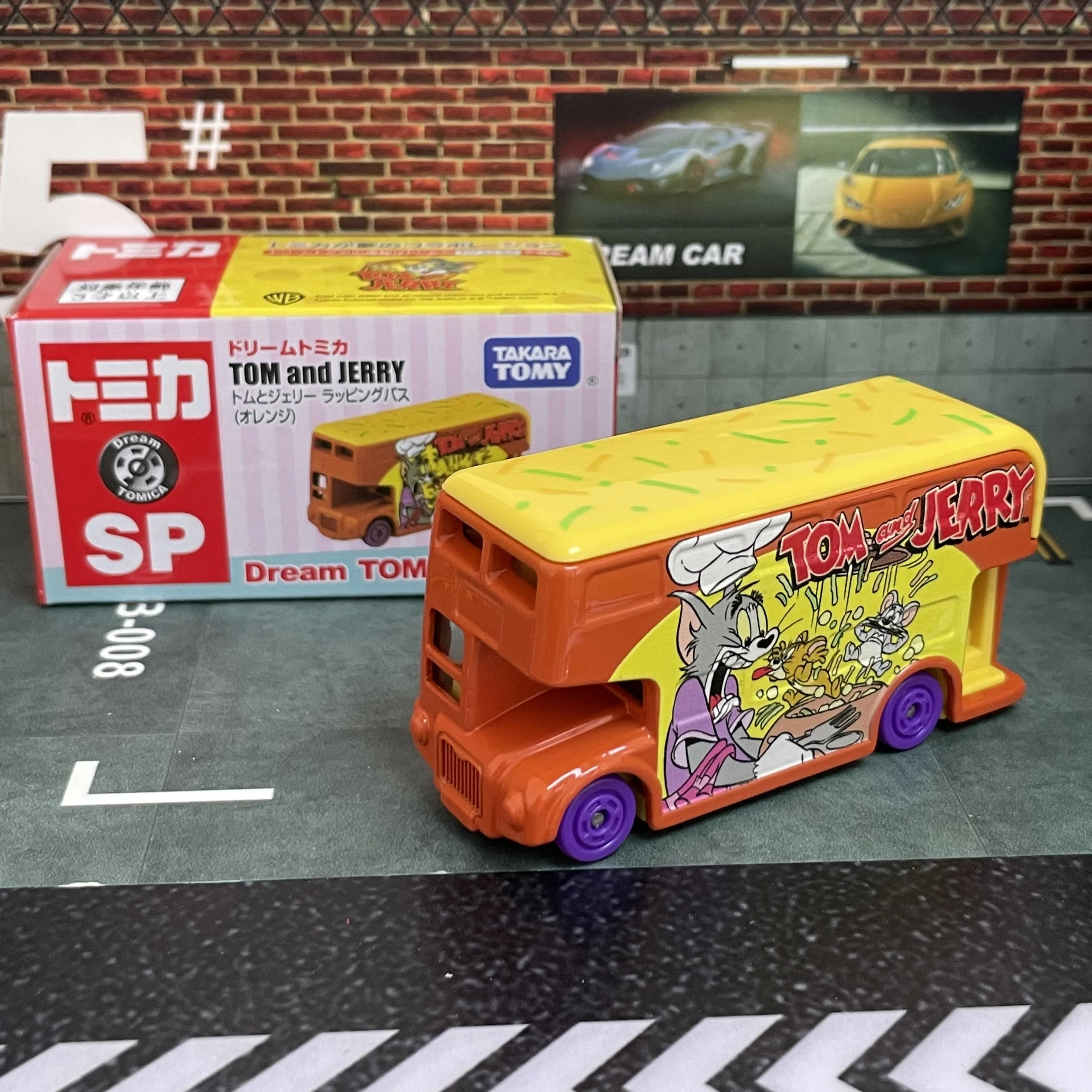 Takara Tomy Tomica Dream Tomica SP Tom en Jerry Wikkelbus Legering Auto Voertuig Diecast Metaalmodus Collectie Display Speelgoedcadeau