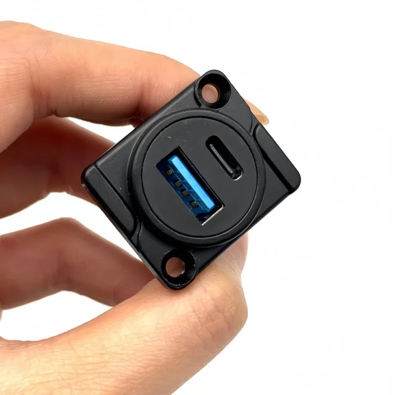 1PCS Zinc alloy cabinet D-type TBC-D direct plug module USB data transfer module connection