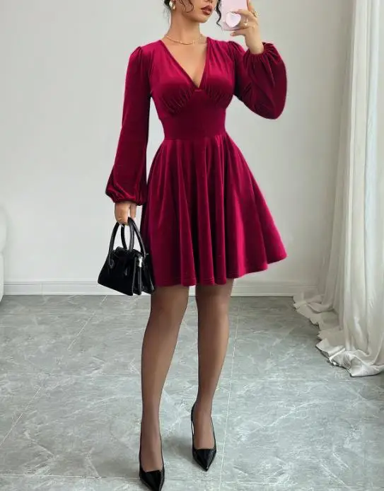 

Velvet Women's Spring New V-Neck Elegant Socialite Style Slim Fit A-Line Lantern Sleeve Dress Suitable for Banquet Dresses