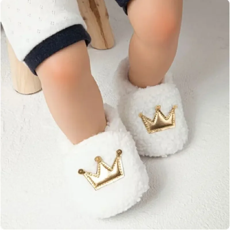 Fashionable Lamb Down Newborn Baby Girl Knitted Baby Soft Sole Shoes Toddler Shoes Warm and Non Slip First Walker