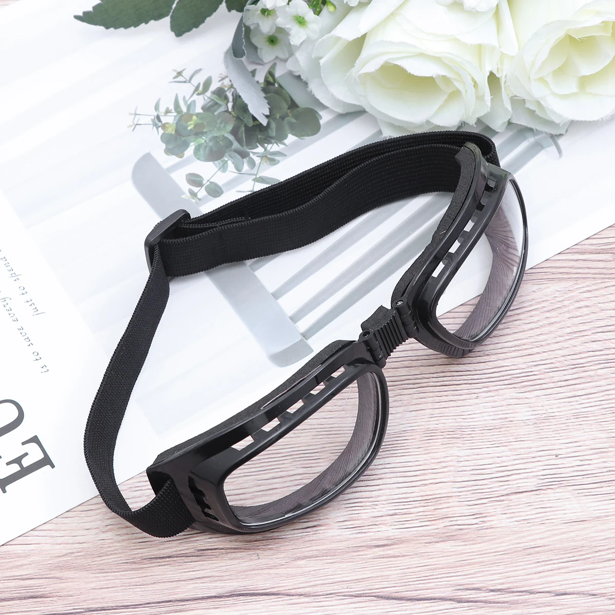 

Outdoor Snowboard Goggles Skiing Bike Motorcycle Cycling Protective Safety Goggles Glasses (Black Frame and Transparent Glass)