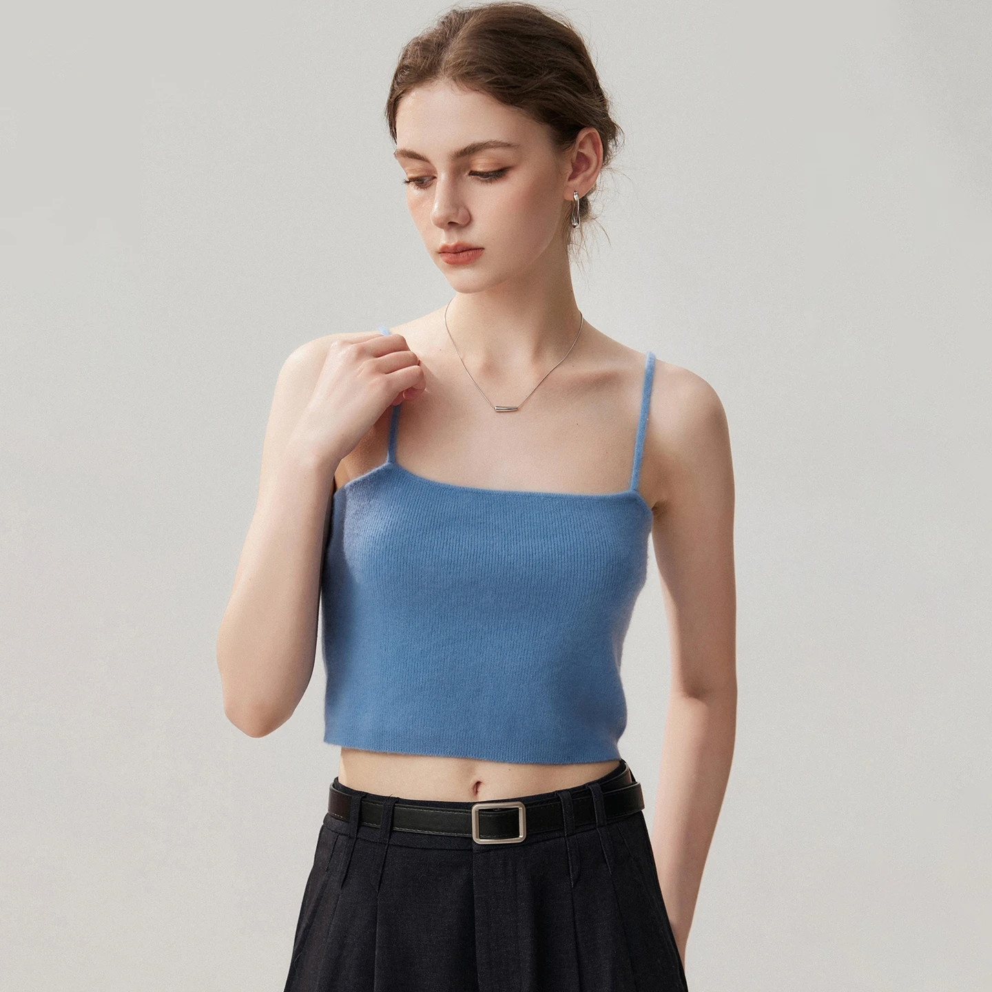 High Quality Women 100% Cashmere Short Vest V-Neck Sleeveless Slim Pullover Office Lady Baisc Grace Cashmere Sweater Topsi